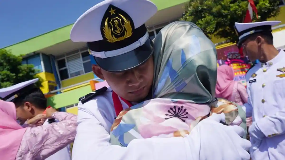 Politeknik Ilmu Pelayaran Semarang Wisuda 404 Perwira