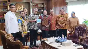 rsama-usai-pertemuan-Ketua-MPR-RI-Ahmad-Muzani-m.jpg