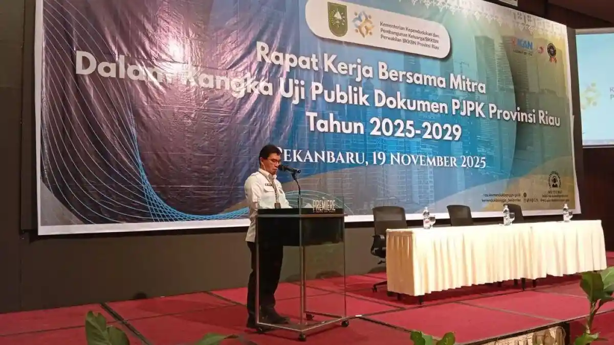 BKKBN Riau Rampungkan 90 Persen Dokumen Peta Jalan Kependudukan 2025–2029