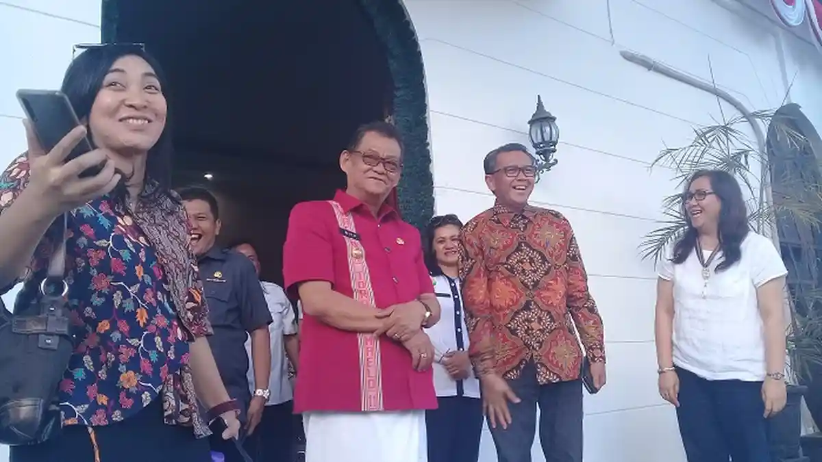 Tiba di Toraja, Gubernur Nurdin Langsung ke Bandara Buntu Kuni