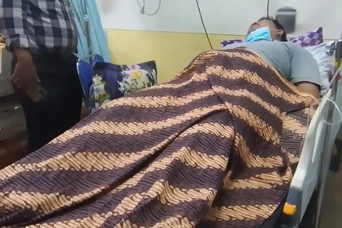 Apes! Karyawan Ini Terancam Dipolisikan Perusahaan, Coba Bunuh Diri di Depan Bos Gegara Tilep Uang