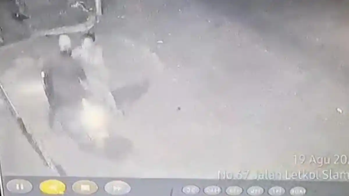 Pertahankan Motor dari Maling, Emak-emak di Lumajang Terseret Puluhan Meter, Tak Ada yang Menolong