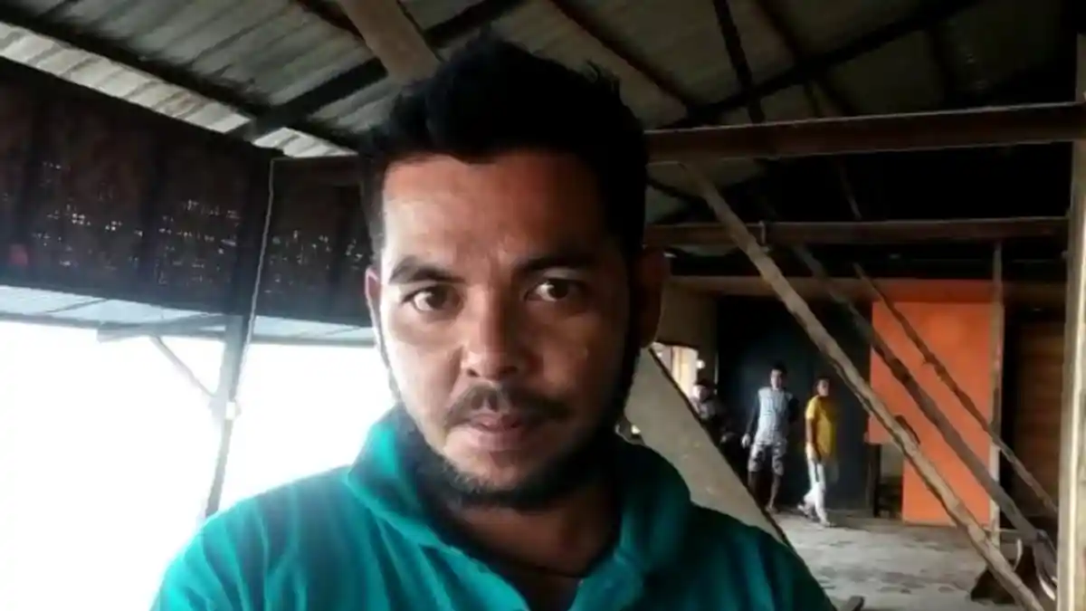 Dihantam Ombak, Pemilik Rumah Makan Tipalayo Majene Rugi Hampir Rp 100 Juta