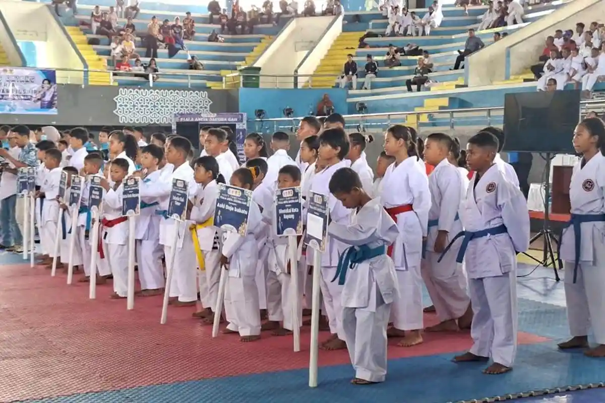 513 Atlet Karate di NTT Berkompetisi di Open Tournament Piala Anita Gah