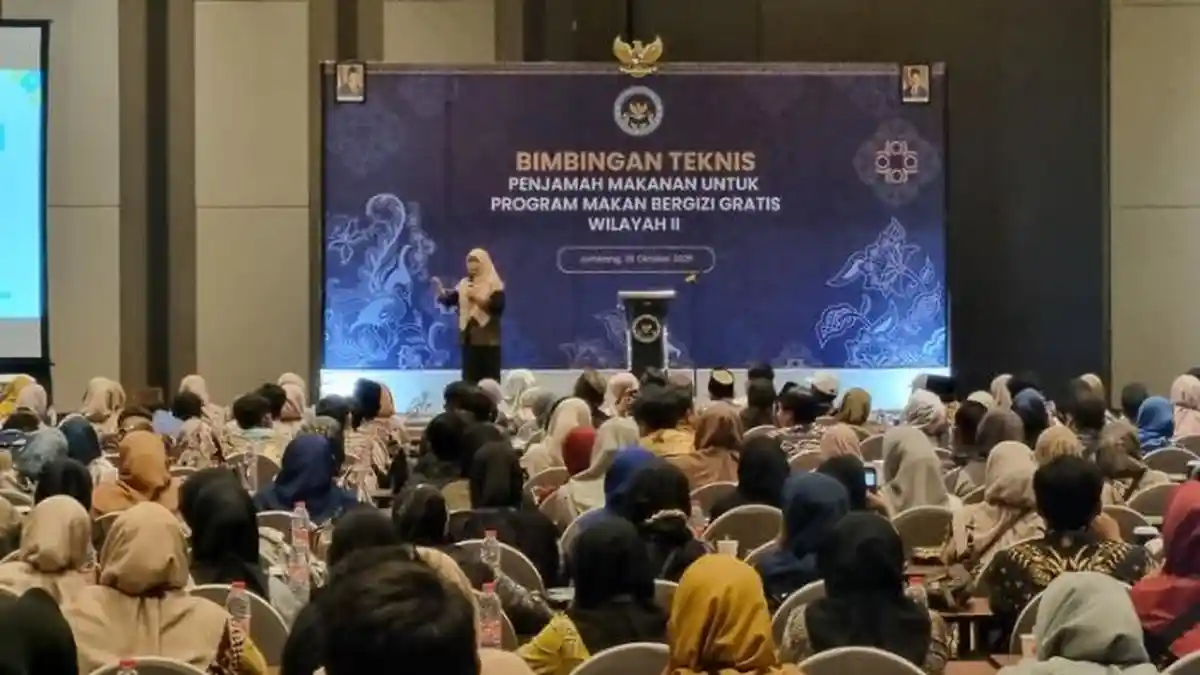 Ribuan Relawan SPPG Ikuti Pembekalan dari BGN di Gresik, Perkuat Program Makan Bergizi Gratis