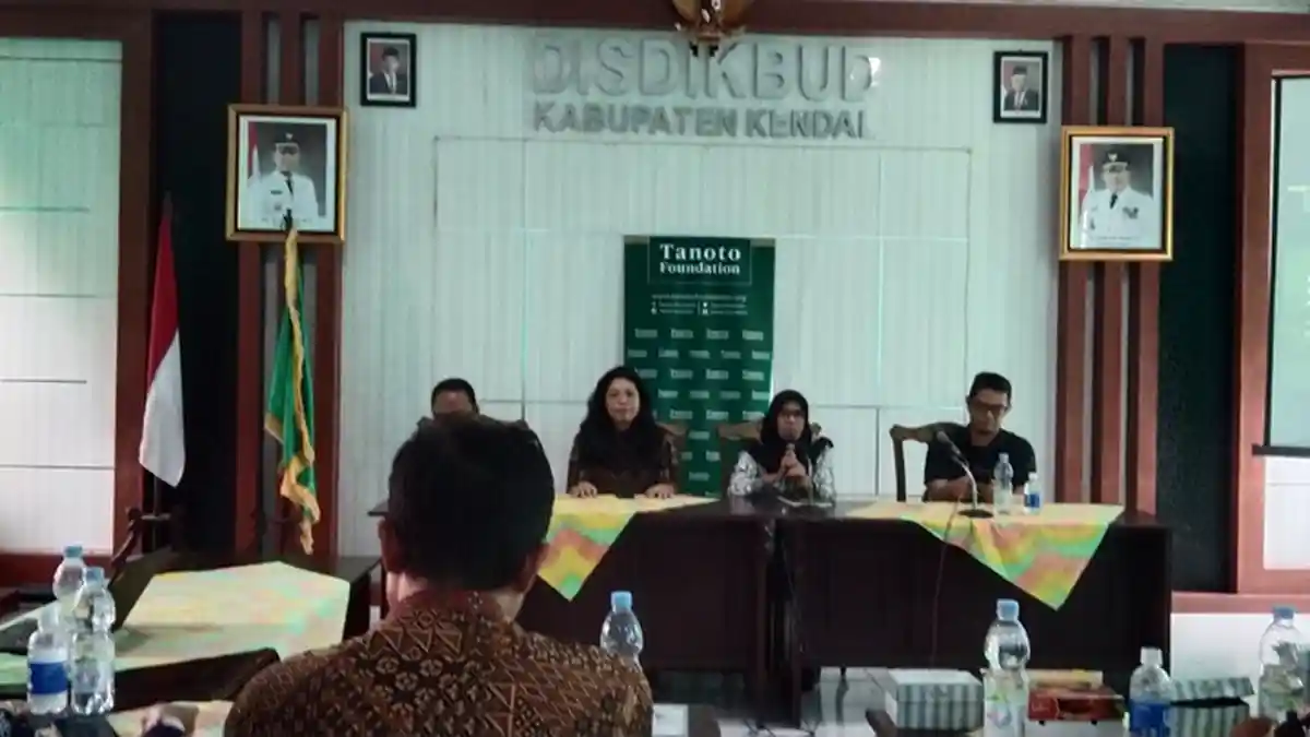 Tanoto Foundation Gandeng Tribun Jateng, Kuatkan Tim Kontributor dan Kurator Kendal Pintar Berbagi
