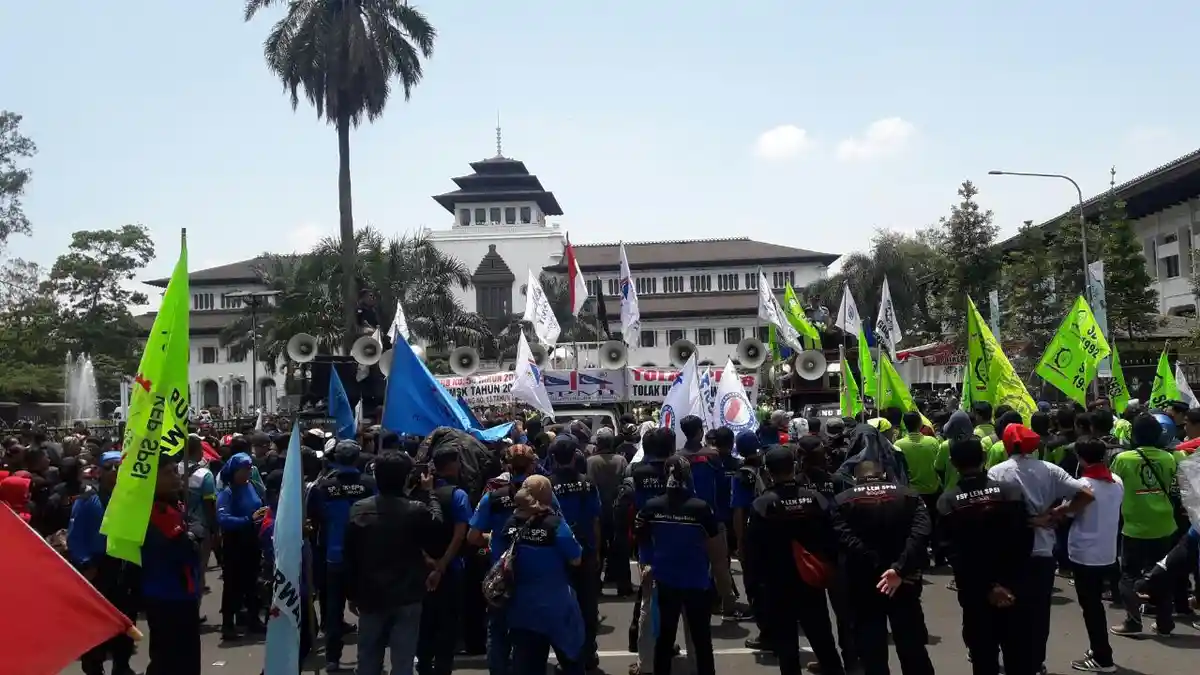 Soal Besaran UMP dan UMK, Pemprov Jabar Menunggu Perhitungan dari Pemerintah Pusat