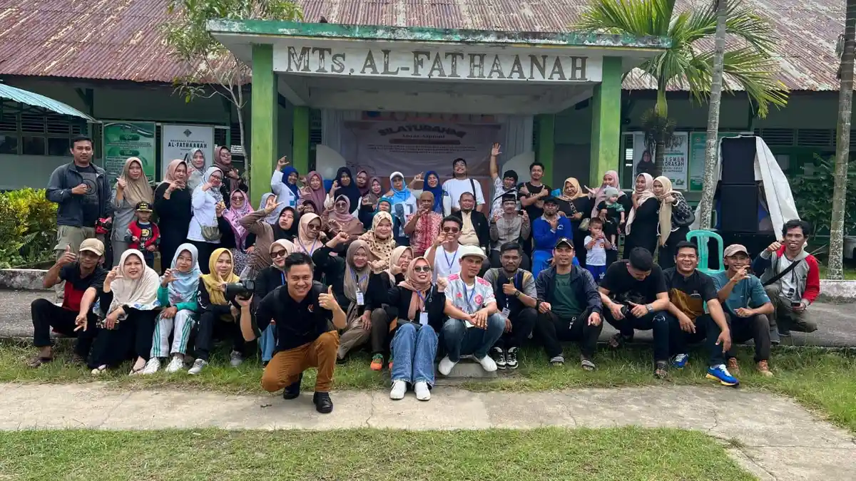 Kenang Masa Sekolah, MTs Al-Fathanah Kuala Secapah Mempawah Gelar ...