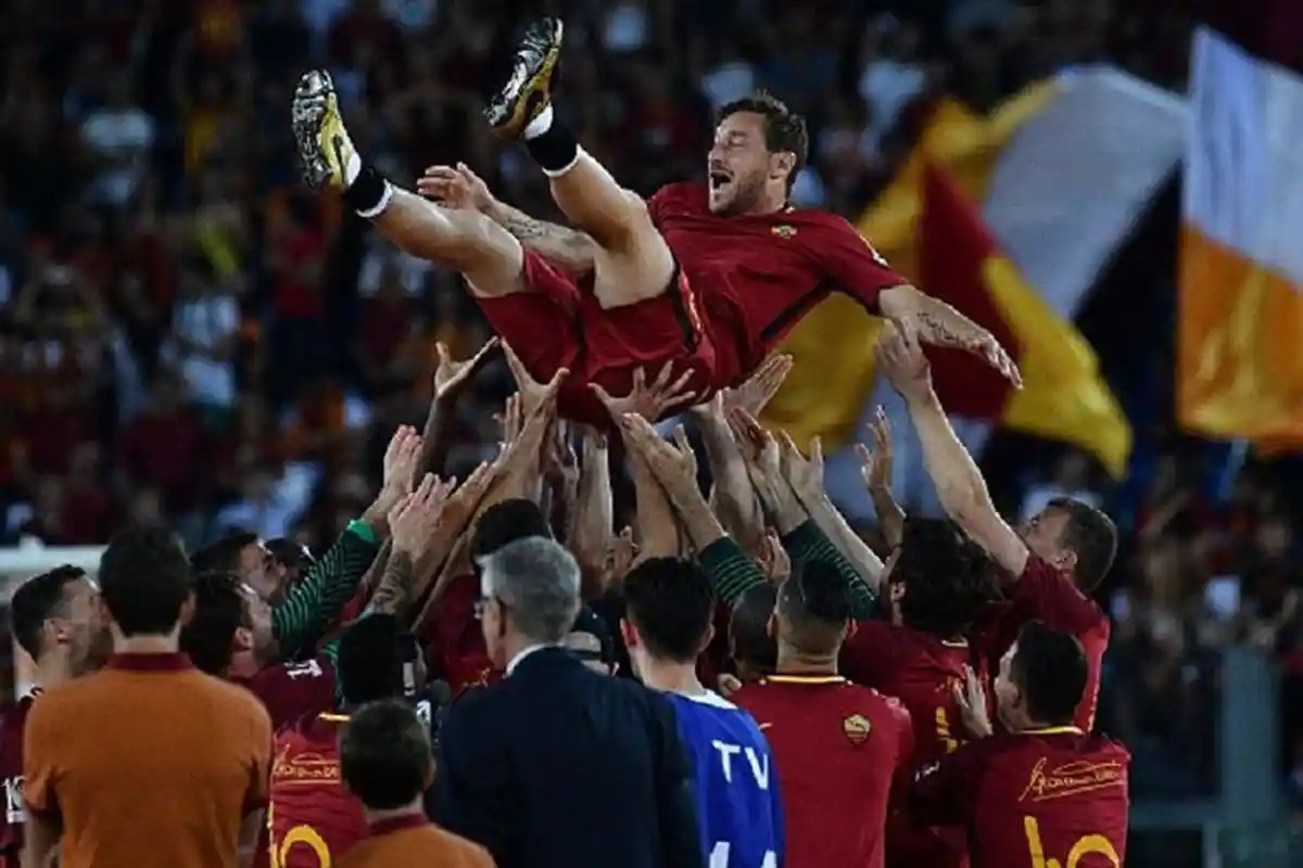 Berakhirnya Serie A Liga Italia Musim 2016-2017 dengan Kepergian Totti