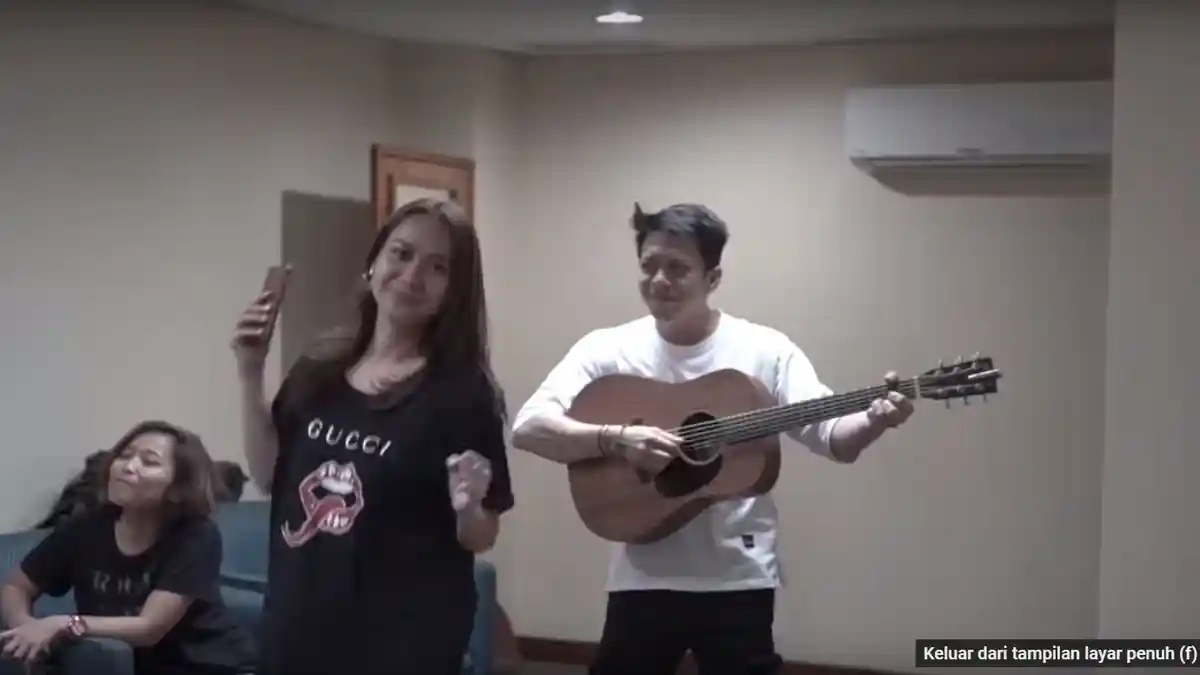 Bunga Citra Lestari Kaget Ariel Noah Minta 'Ngamen' Dibayar Pakai Perasaan: Pake Perasaaaaaaaaan!