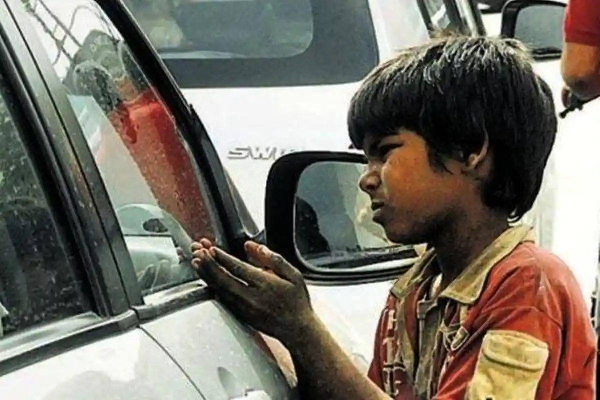 Bocah SD Dipaksa Ibu Kandung Mengemis, Dipukul Jika Setoran Kurang Rp 50 Ribu Sehari