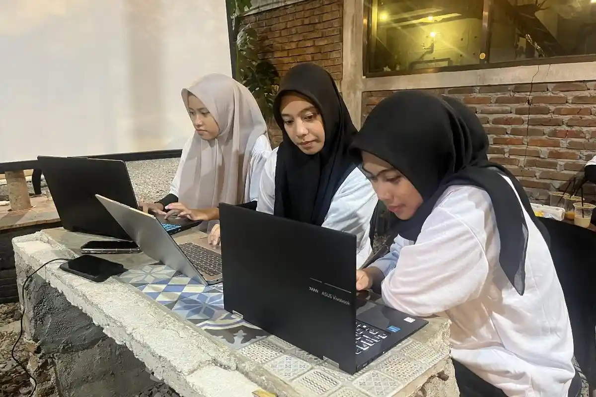 Relawan Orang Muda Ganjar Gowa Gelar Kelas Desain Menuju Eksistensi Desa Wisata