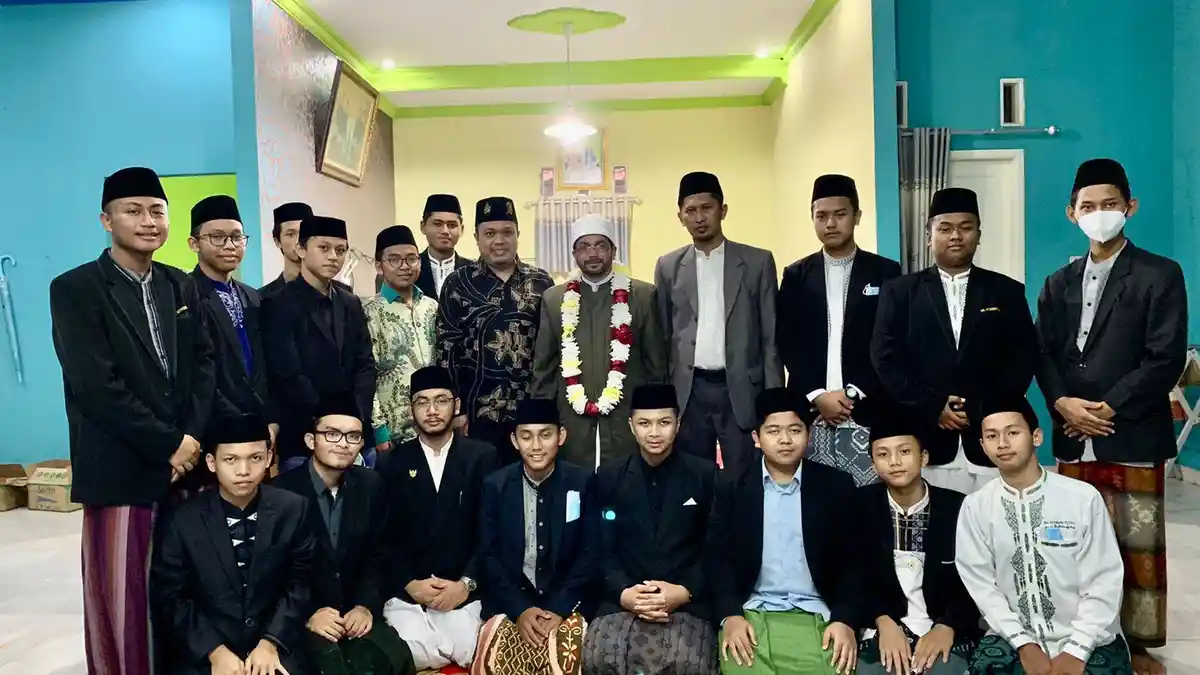 Utusan Pengajar Al-Azhar Mesir, Syeikh Abdelazis, Datang ke Indonesia Mengajar di Ponpes Attaqwa