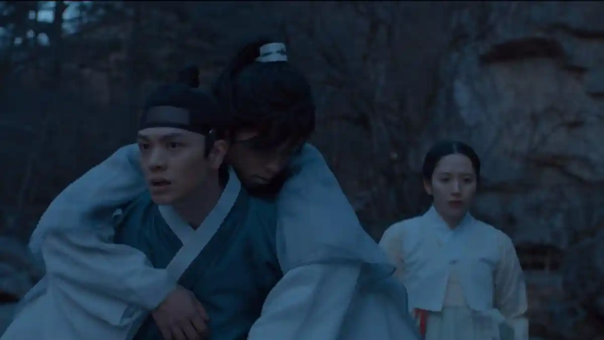 Sinopsis The Haunted Palace Episode 11, Bibi Mati Dipelukan Gangcheori