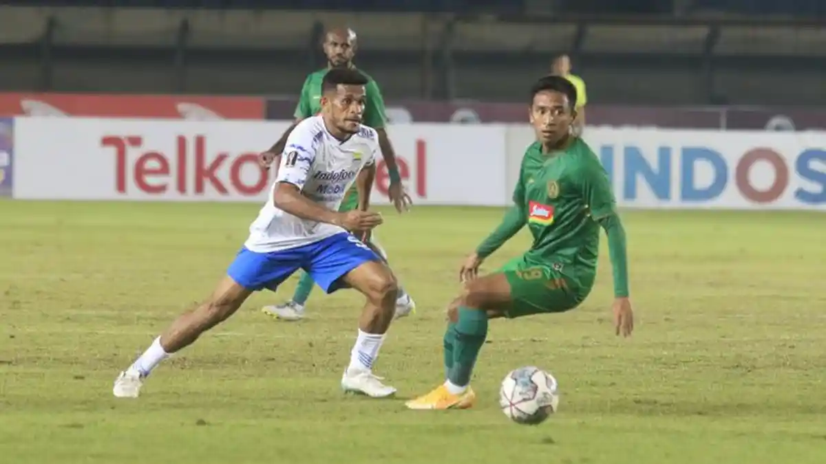 Ricky Kambuaya Harus Hati-hati Lawan PSM Makassar, Gelandang Persib Bandung Ini Terancam Absen RANS
