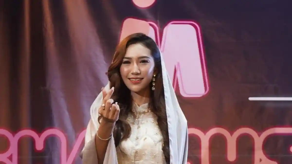 Icha Christy Tularkan Semangat Ibadah Puasa di Bulan Ramadan Lewat Lagu 'Ngabuburit'