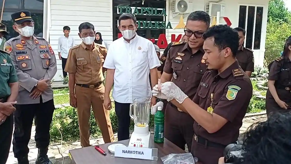 Kejari Mesuji Musnahkan BB Tindak Pidana Umum Periode September 2023 hingga Mei 2024