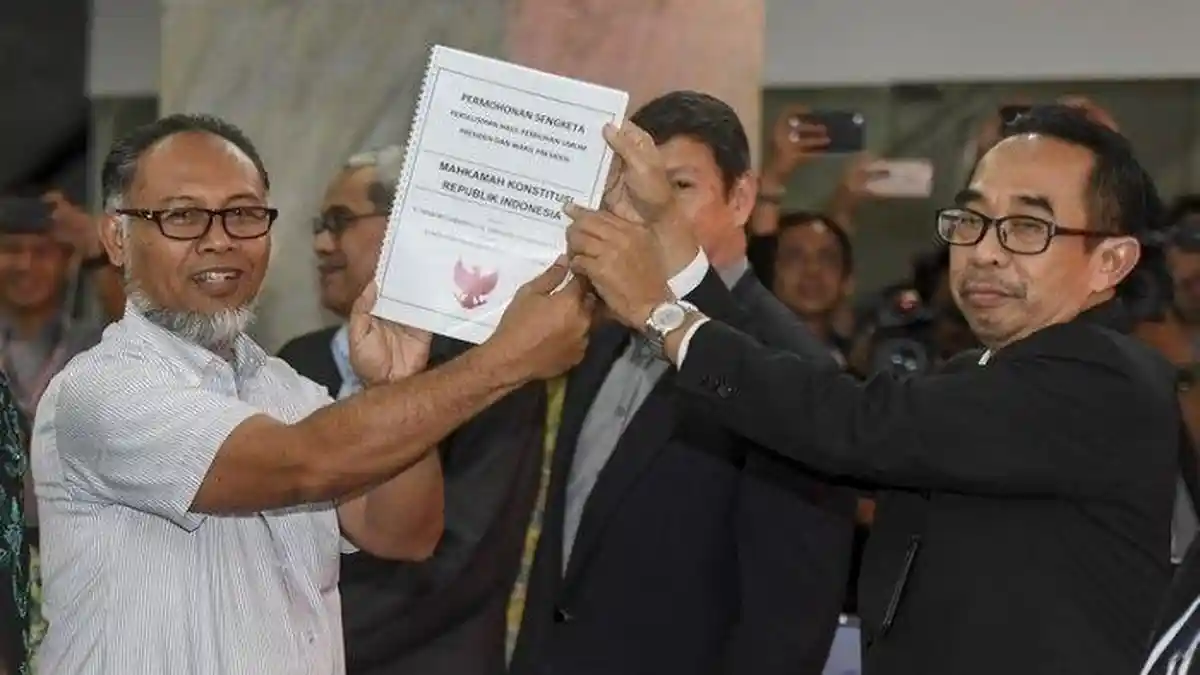 Inilah Alat Bukti Yang Diserahkan Tim Advokasi BPN ke MK