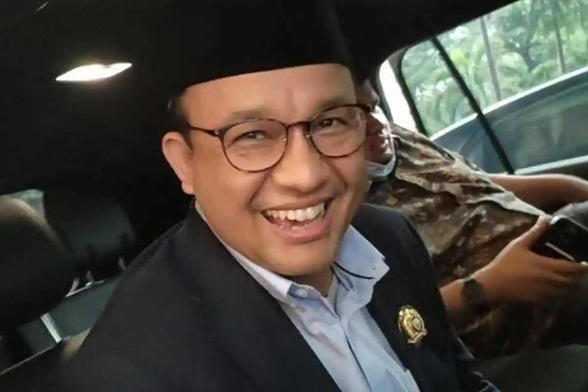Anies Baswedan ke Papua Ikut Acara Natal Bersama, Disambut Tarian Adat dan Dikalungi Noken