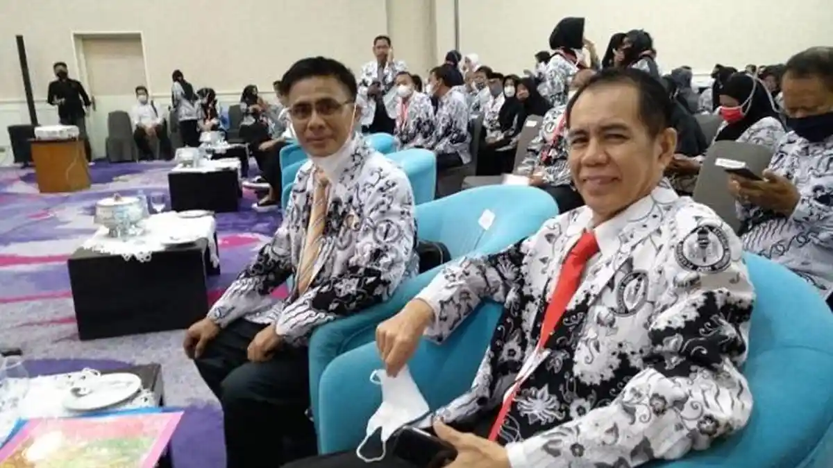 Ribuan Siswa di Makassar Berstatus Ilegal, Dewan Pendidikan: Disdik Teledor