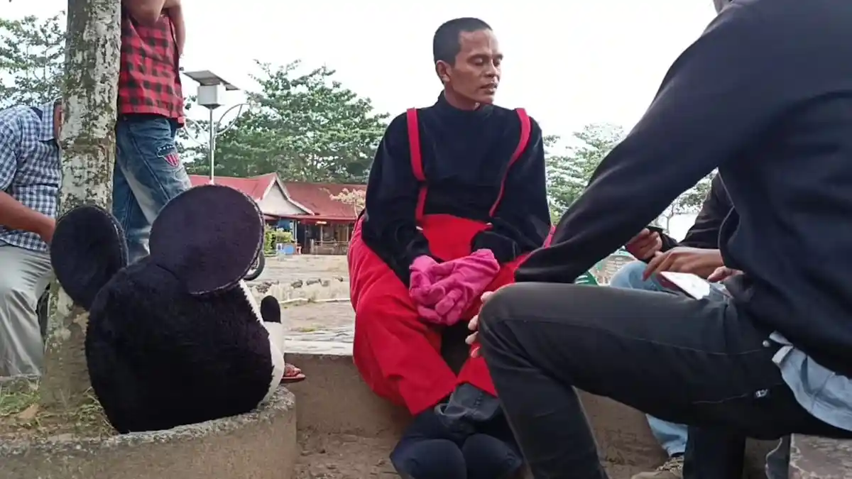 KISAH Perantau di Tanjungpinang, Usaha Buah Bangkrut, Kini Tekuni Profesi Badut
