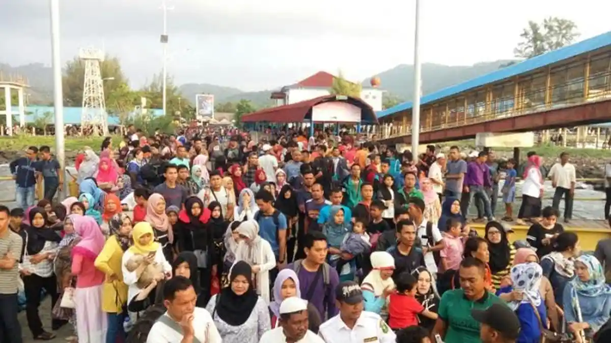 Gelombang Laut Tinggi, Transportasi Sabang-Banda Aceh Lumpuh