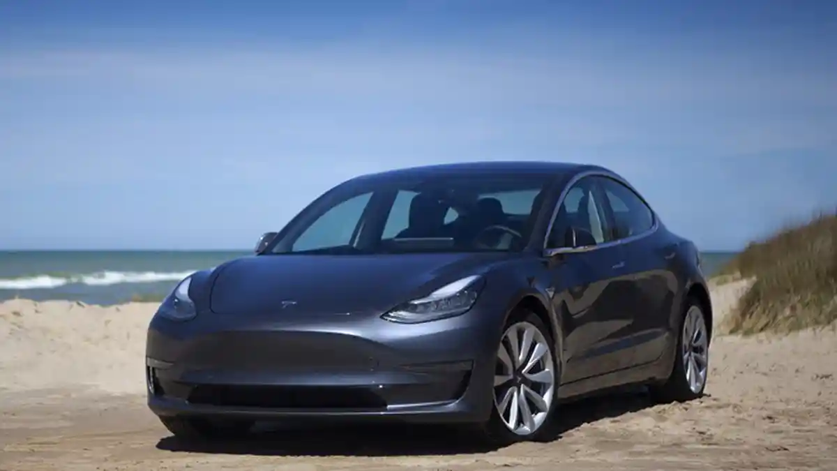 Mobil Listrik Termurah Tesla Resmi Dijual di Indonesia, Berapa Estimasi Harganya?