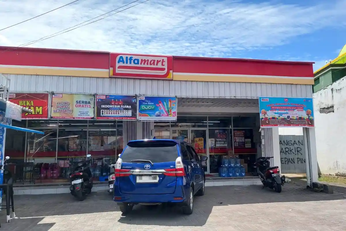 Lowongan Kerja Gorontalo - Alfamart Buka Program Magang, Mahasiswa Semester Akhir Boleh Daftar!