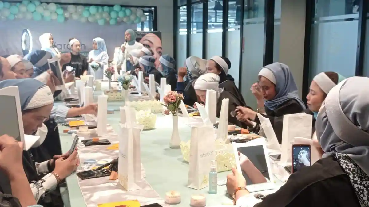 Edukasi Masyarakat soal Make Up, Wardah Gelar Beauty Class Bareng MDS di Kota Palu