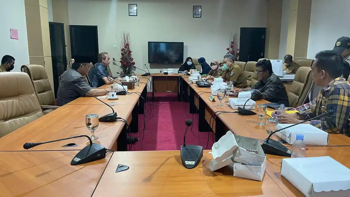 Dituding tak Sesuai Perwali, Komisi II DPRD Bontang Pertanyakan Tarif Layanan Kesehatan RSUD