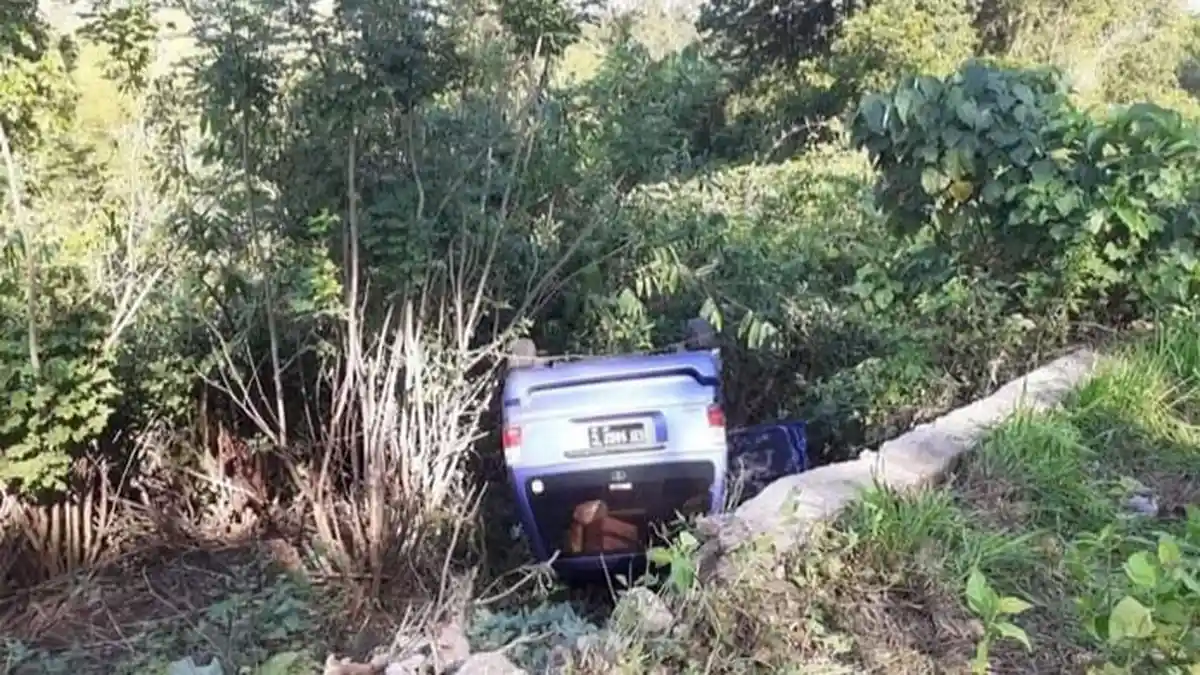 Laka di Jalan Trans Flores Sikka, 4 Orang Terluka dan Dirawat di Puskesmas