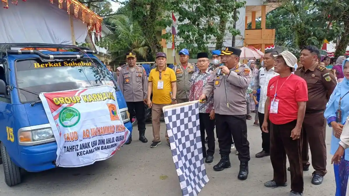 Meriahkan HUT Ke-79 RI, Kapolres Padanglawas Lepas Karnaval Mobil Hias
