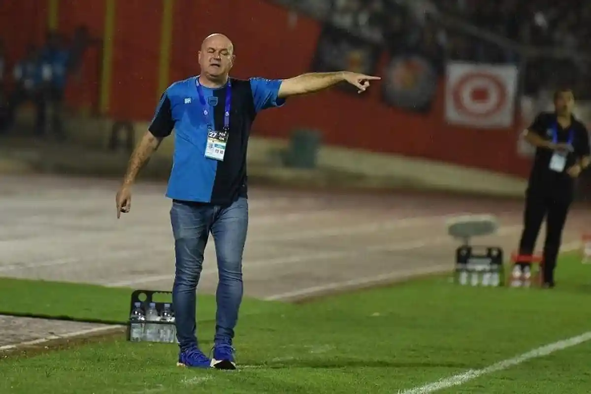 Coach Bojan Hodak Sebut Persib Bandung Layak Menang, Puji Kerja Keras Pemainnya