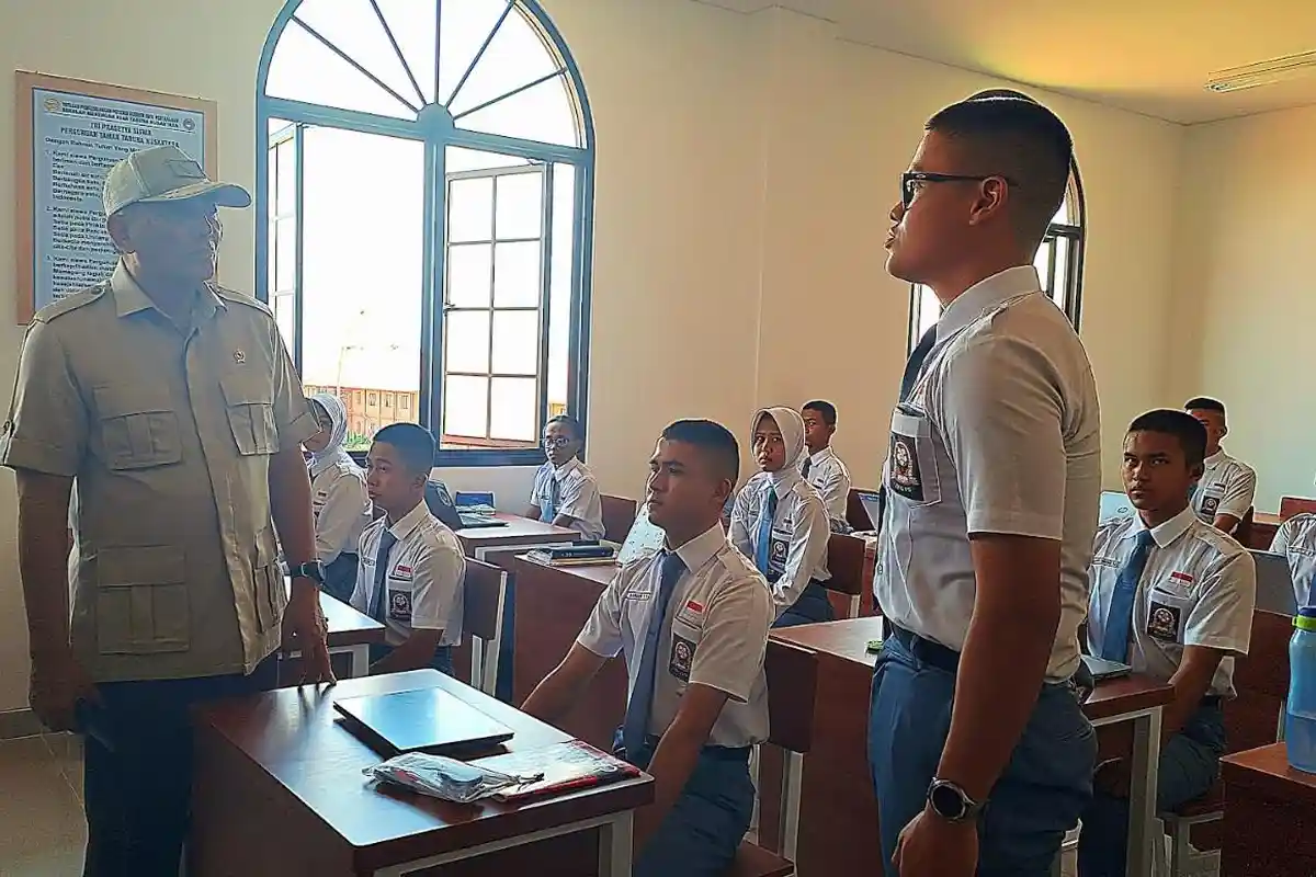 Menhan Sjafrie Sjamsoeddin Tinjau SMA Taruna Nusantara Malang, Pastikan Infrastruktur Sudah Siap