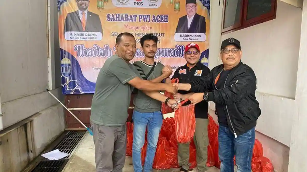 PWI Aceh Salurkan Daging Meugang untuk Ratusan Anggota dan Janda Wartawan