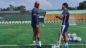 jabar/David-da-Silva-kiri-dan-Zalnando-kanan-dalam-sesi-latihan-perdana-Persib-Bandung.jpg
