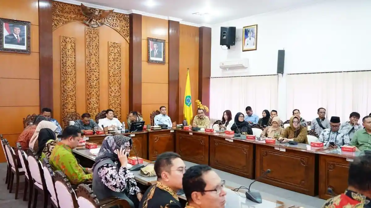Bupati Sidoarjo Minta SPPG yang Belum Punya SLHS Tak Beroperasi, 5 Dapur Masih Berproses