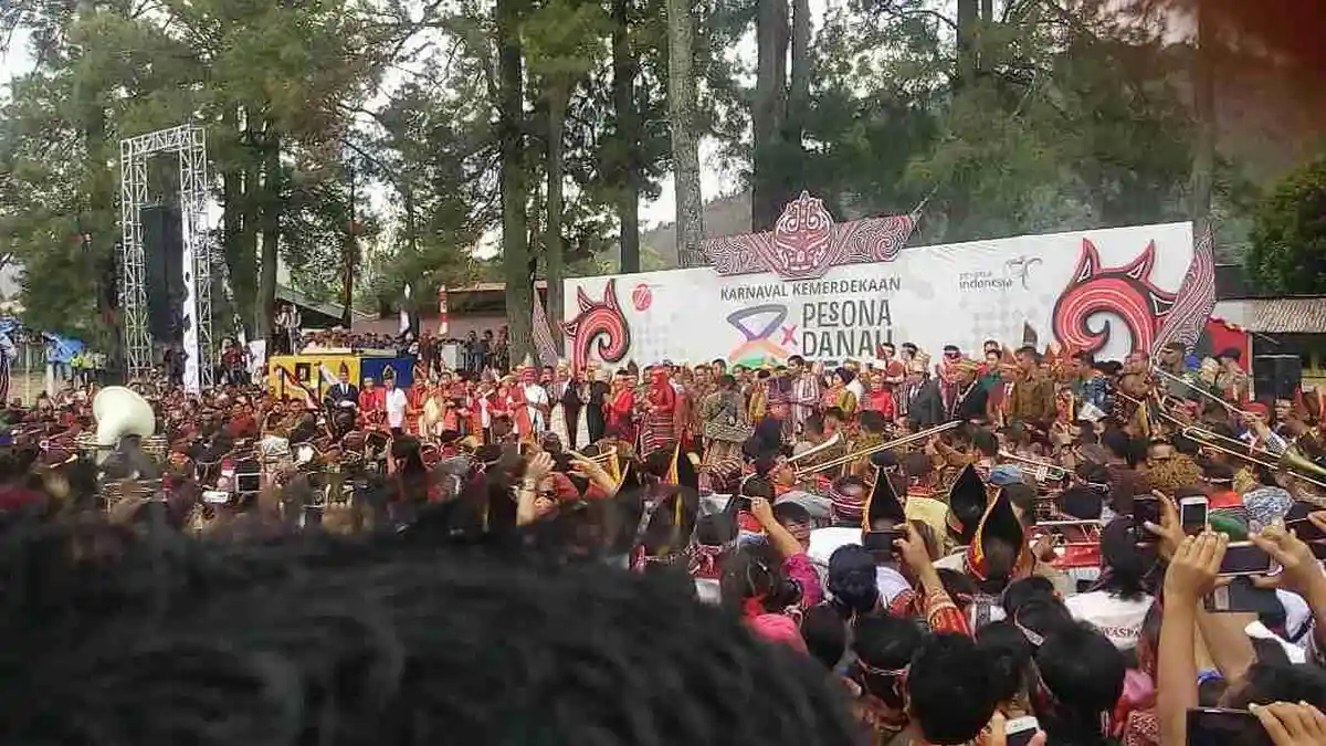 Jokowi Pengin Karnaval Pesona Danau Toba Digelar Setiap Tahun