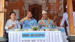 Cawagub-Bali-Putu-Agus-Suradnyana-alias-PAS-kiri-bersama-Cagub-Bali-Made-Muliawan-Arya.jpg