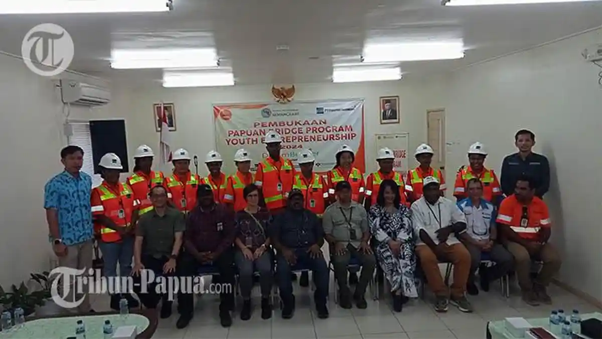 Papuan Bridge Program Youth Entrepreneurship Institut Pertambangan Newangkawi PTFI Digelar