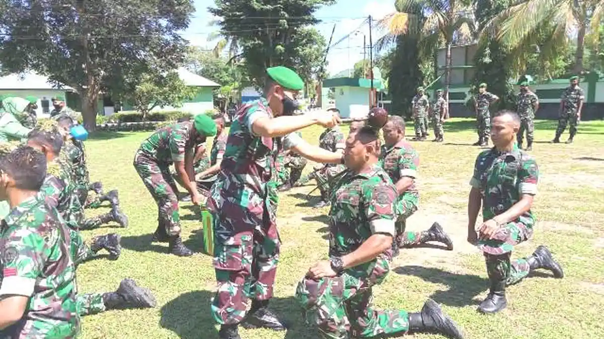 Dandim 1618/TTU Pimpin Tradisi Penerimaan dan Korp Raport Masuk Satuan 