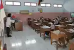 suasana-pembelajaran-tatap-muka-siswa-sd-di-kota-blitar.jpg