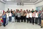 POLISI-MENGAJAR-LAI.jpg
