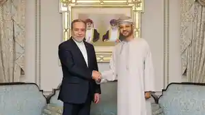Menteri-Luar-Negeri-Iran-Abbas-Araghchi-DAN-Menlu-Oman-Badr-bin-Hamad-Al-Busaidi.jpg