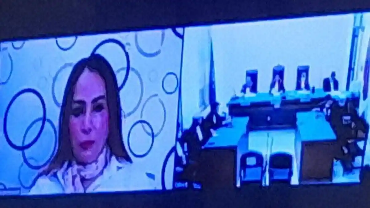 Eksepsinya Ditolak Hakim, Oknum Notaris Terdakwa Korupsi Rp 39,5 Miliar Menangis di Pengadilan