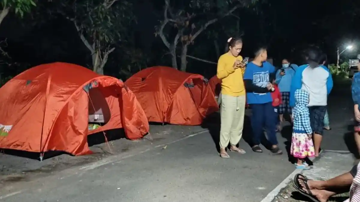 Warga Ambarawa Semarang Pilih Dirikan Tenda, Gempa Susulan Terus Terjadi Hingga Petang Ini