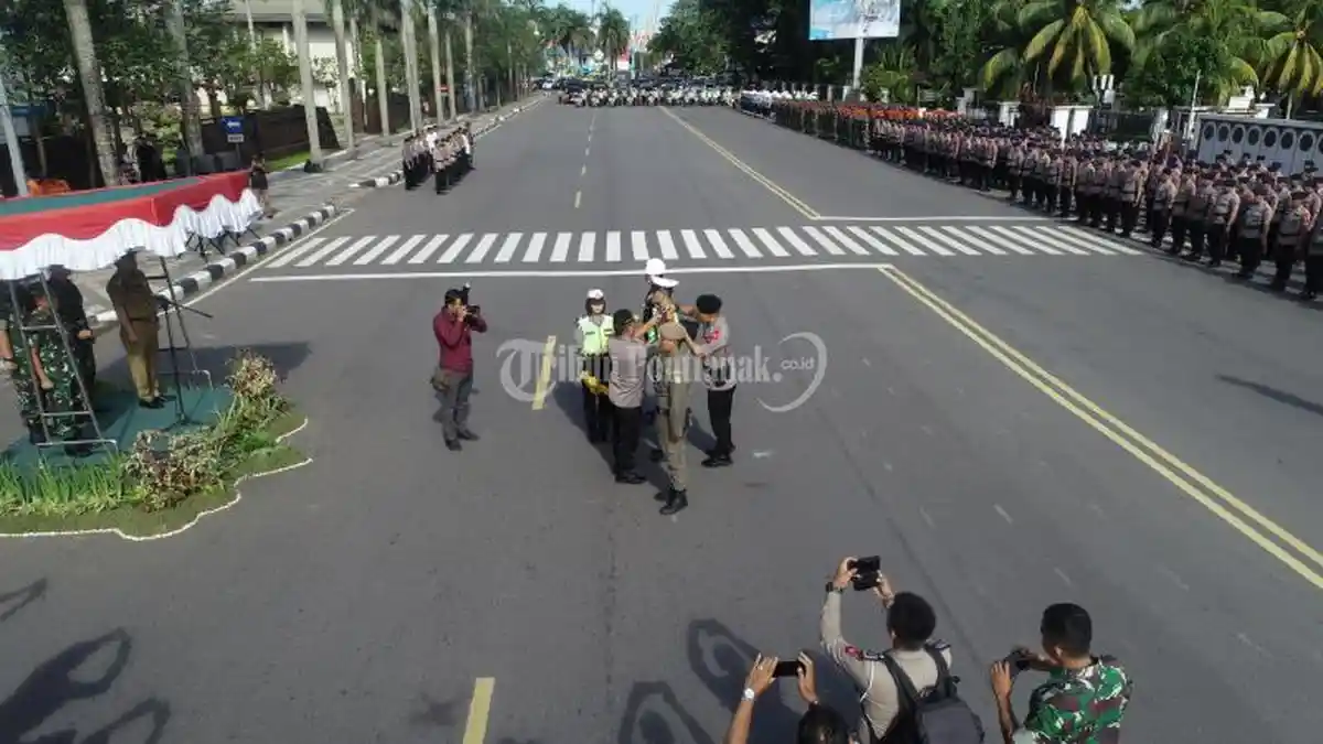 FOTO: Apel Gelar Pasukan Operasi Lilin 2019 - gelar-pasukan-operasi-lilin-2019-3.jpg