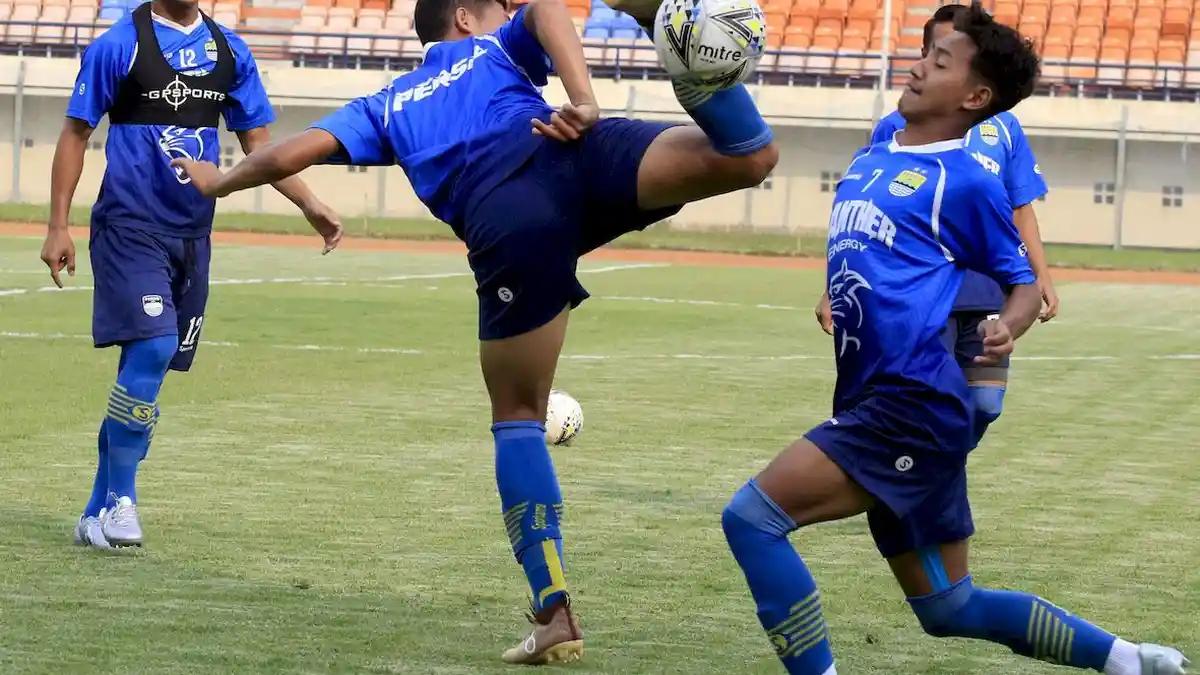 Beckham Tak Ikut Berlatih Bersama Persib Bandung, Ternyata Absen karena Hal Ini