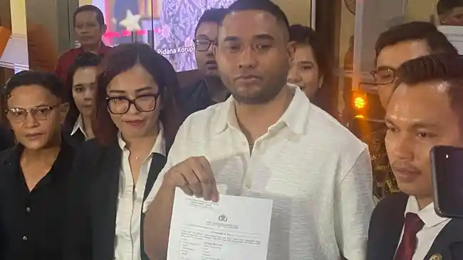 Rayen Pono Bantah Cari Sensasi Usai Laporkan Ahmad Dhani, Dilakukan Demi Keluarga