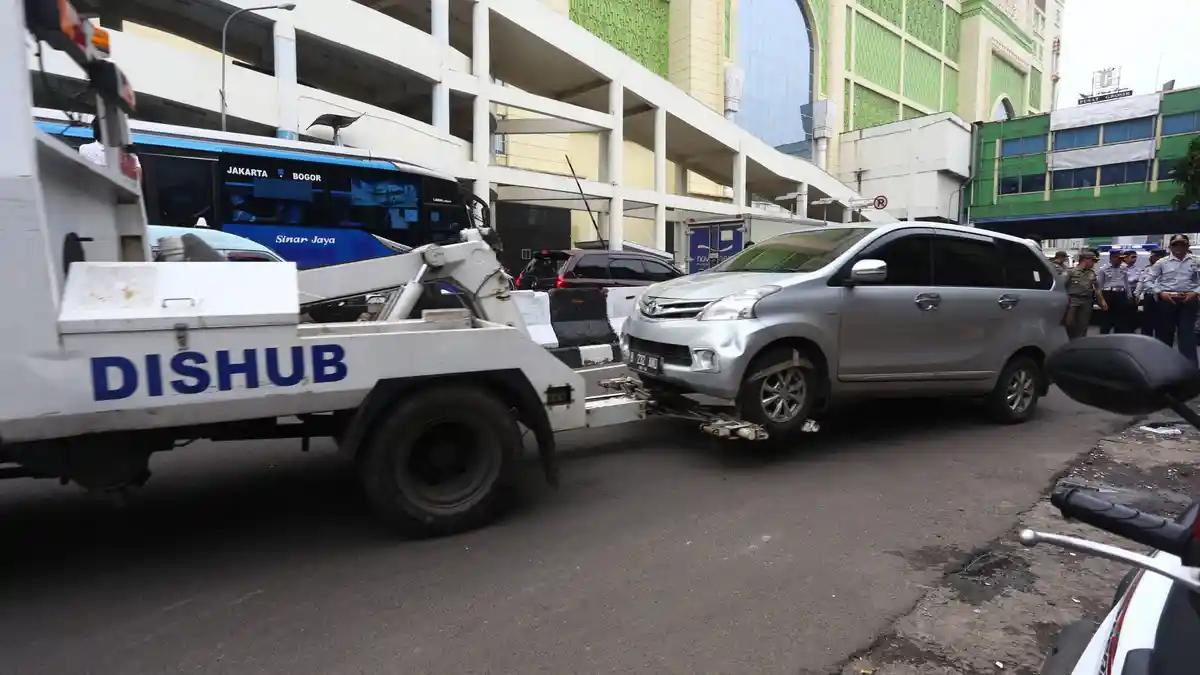 Kepala Dishub Jakarta Berharap Juru Parkir Liar Bisa Dipidana